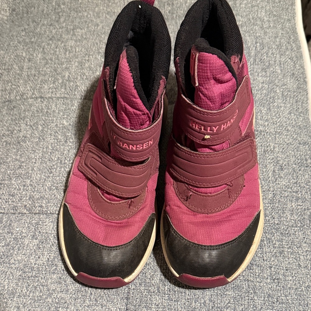 Helly Hansen Kids' Berry and Black Sneakers